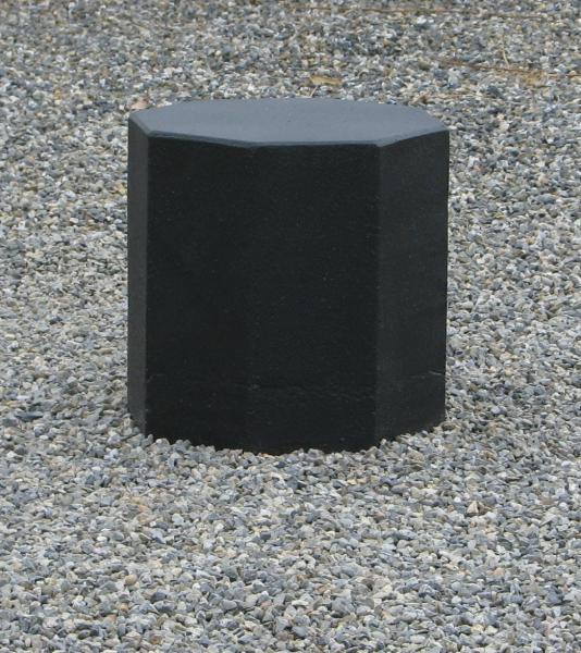 Borne hexagonale finition couleur gris noir
